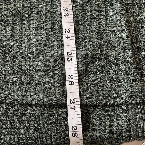 NWT Long Sleeve top Sz M - Picture 5 of 8